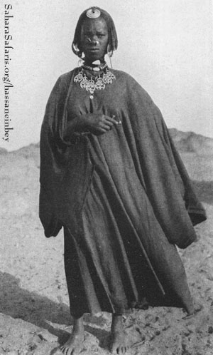 A Tebu Girl: Photo by Ahmed Bey Hassanein on 1923